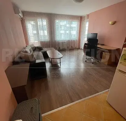 Photo 2 — Two-room apartment in Vitosha district, Sofia with elevator