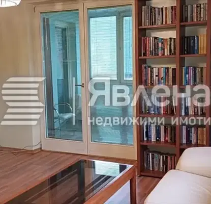 Снимка 3 — Двустаен апартамент с тераса и гледка към Витоша в София, Витоша