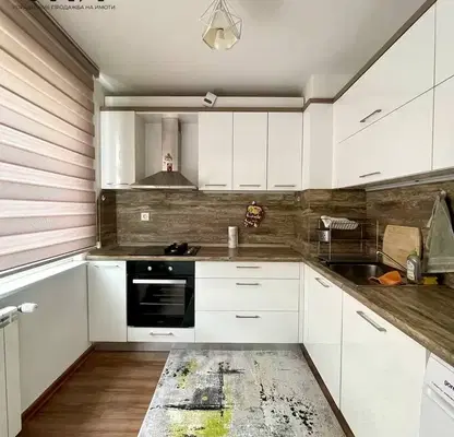Снимка 4 — Просторен 3-стаен апартамент в кв. Витоша с тераса