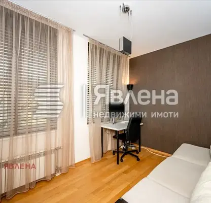 Снимка 5 — Просторен 4-стаен апартамент в Малинова долина с тераси и паркомясто