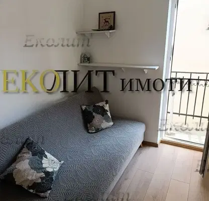 Снимка 3 — Двустаен апартамент с голяма тераса в Яворов, София