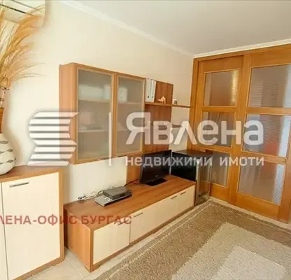 Снимка 5 — Тристаен апартамент в Бургас, Свети Влас