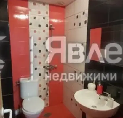 Снимка 4 — Едностаен апартамент във Варна, Автогара