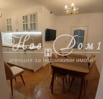 Снимка 3 — Тристаен апартамент с тераса в Базар Левски, Варна