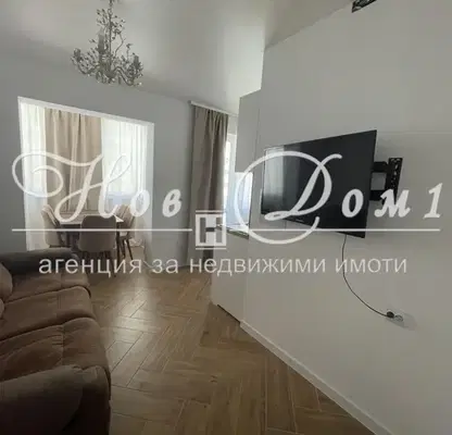 Снимка 2 — 3-стаен апартамент в Базар Левски с тераса
