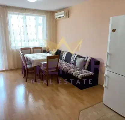 Снимка 2 — Тристаен апартамент в Базар Левски, Варна с тераса