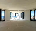 Снимка 3 — Просторен 4-стаен апартамент с морска панорама в Бриз, Варна