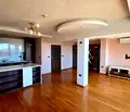 Снимка 5 — Тристаен апартамент с морска панорама в Бриз, Варна