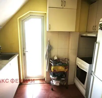 Снимка 5 — Двустаен апартамент с тераса в Зимно кино Тракия, Варна