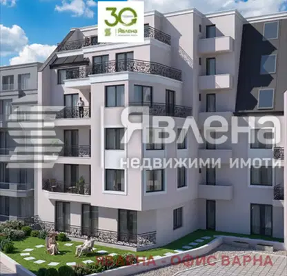 Снимка 4 — Двустаен апартамент във Варна, Център