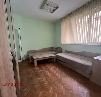 Снимка 5 — Тристаен апартамент с боксониера в Център, Варна, Нептун