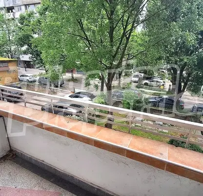 Снимка 4 — Тристаен апартамент с две тераси в центъра на Варна