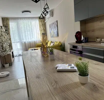 Photo 2 — Four-room apartment in Center, Varna with two terraces