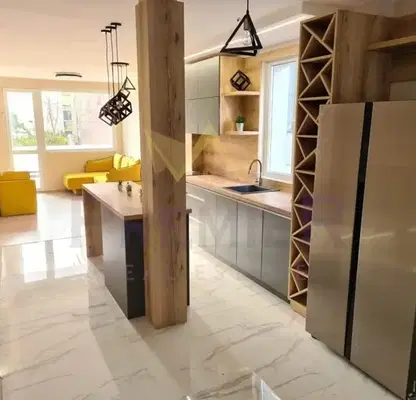 Photo 4 — Four-room apartment in Center, Varna with two terraces