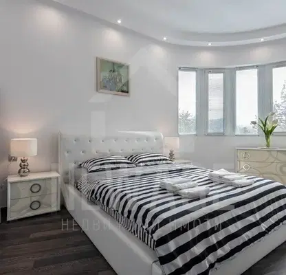 Photo 3 — 3-bedroom apartment in Varna, Centyr