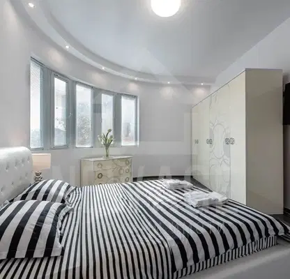 Photo 4 — 3-bedroom apartment in Varna, Centyr