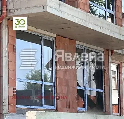 Снимка 2 — Едностаен апартамент във Варна, Галата