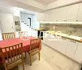 Снимка 2 — Многостаен апартамент във Варна, Галата