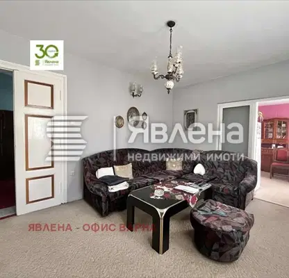 Снимка 2 — Четиристаен апартамент в Гръцка махала, Варна с тераса
