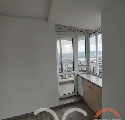 Снимка 4 — Мезонет с 2 стаи в кв. Христо Ботев, Варна с 6 тераси