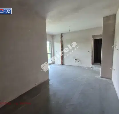 Снимка 2 — Двустаен апартамент с балкон в Изгрев, Варна