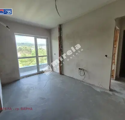Снимка 3 — Двустаен апартамент с балкон в Изгрев, Варна