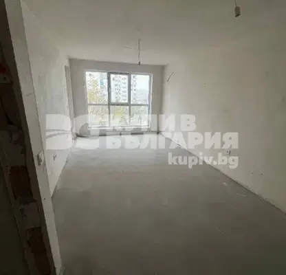 Снимка 2 — Двустаен апартамент с тераса в Кайсиева градина, Варна