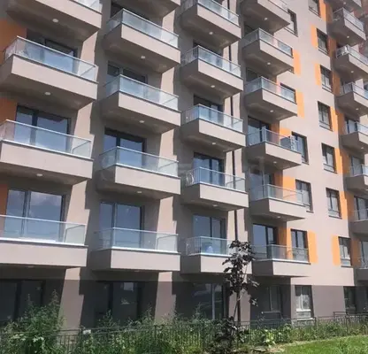 Снимка 4 — Тристаен апартамент във Варна, Кайсиева градина