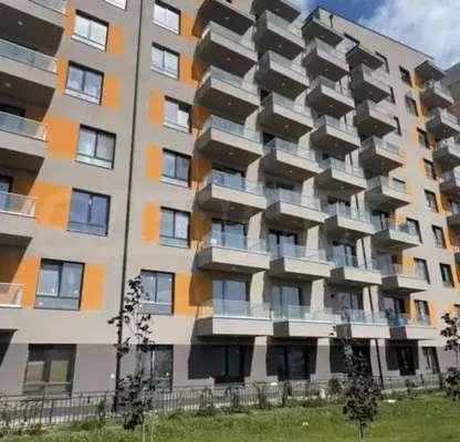 Снимка 3 — Тристаен апартамент във Варна, Кайсиева градина