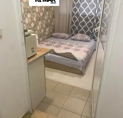 Снимка 4 — Едностаен апартамент с двор в Колхозен пазар, Варна