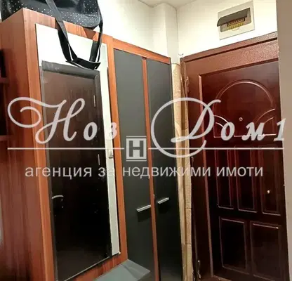 Снимка 5 — Двустаен апартамент в Колхозен пазар, Варна с асансьор