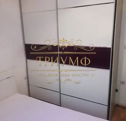 Снимка 5 — Двустаен апартамент с тераса в Колхозен пазар, Варна