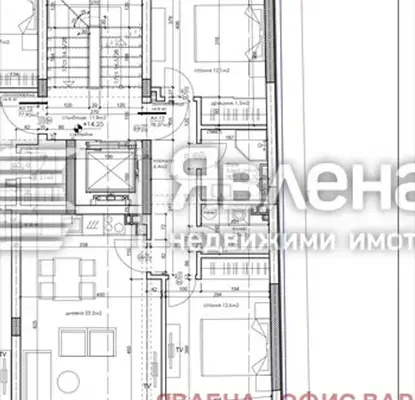 Снимка 2 — Тристаен апартамент с голяма тераса в Колхозен пазар, Варна