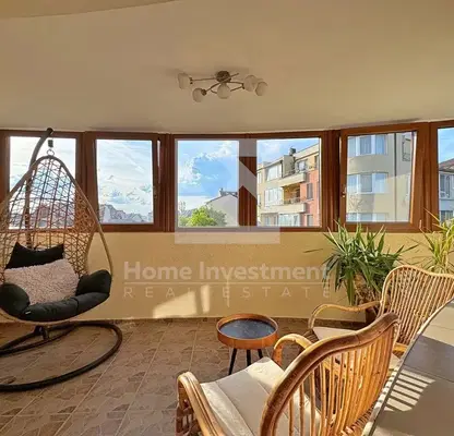 Photo 2 — 3-bedroom apartment in Varna, Kolhozen Pazar