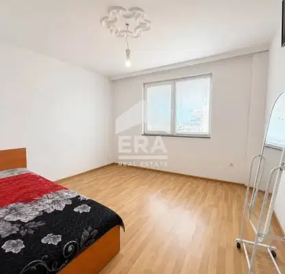 Photo 3 — Three-room apartment with southwest aspect in Levski, Varna