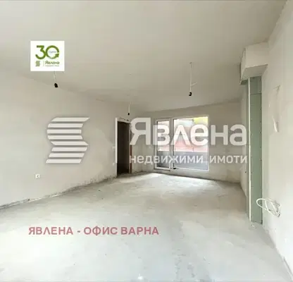 Снимка 3 — Тристаен апартамент във Варна, Лятно кино Тракия