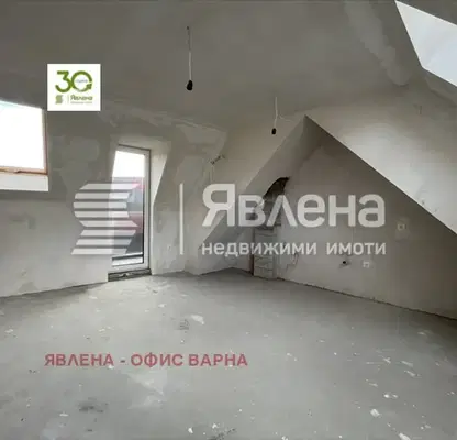 Снимка 5 — Тристаен апартамент във Варна, Лятно кино Тракия