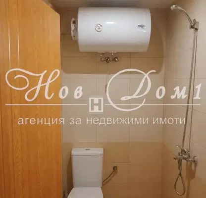 Снимка 5 — Едностаен апартамент в Лятно кино Тракия, Варна с асансьор
