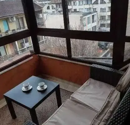 Снимка 5 — Двустаен апартамент в Лятно кино Тракия, Варна с тераса