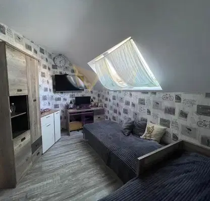Снимка 5 — Тристаен апартамент с тераса в Окръжна болница, Варна