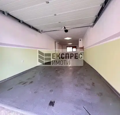 Photo 3 — 2-bedroom apartment in Varna, Pogrebi