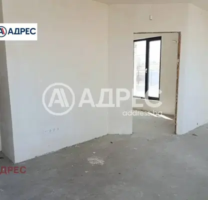 Снимка 5 — Двустаен апартамент с панорама в Погреби, Варна