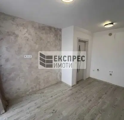 Снимка 2 — Двустаен апартамент с тераса в Погреби, Варна