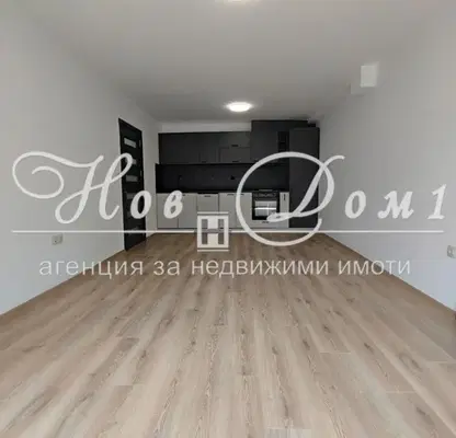 Снимка 2 — Тристаен апартамент с две тераси в Трошево, Варна