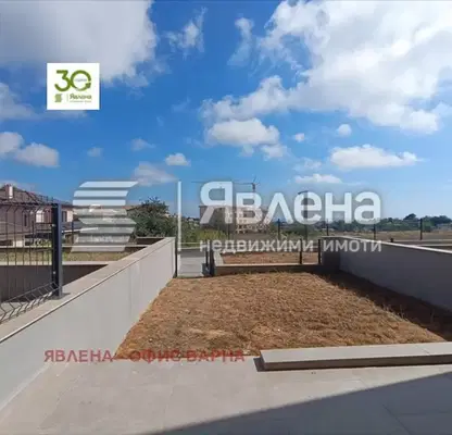 Снимка 2 — Двустаен апартамент във Варна, Виница
