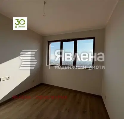 Снимка 5 — Двустаен апартамент с морска панорама във Виница, Варна