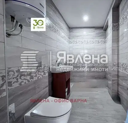 Снимка 5 — Двустаен апартамент с морска панорама във Виница, Варна