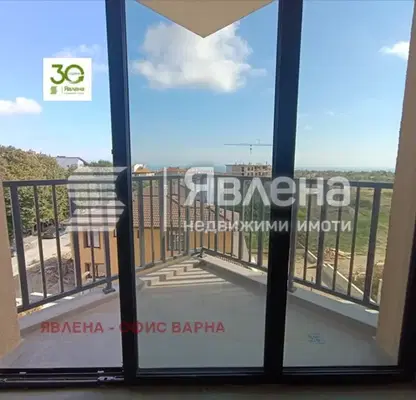 Снимка 4 — Тристаен апартамент във Варна, Виница