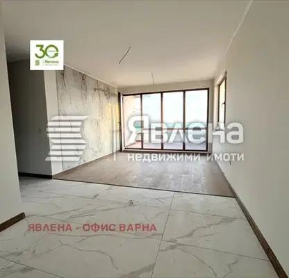 Снимка 2 — Четиристаен апартамент с морска панорама във Виница, Варна