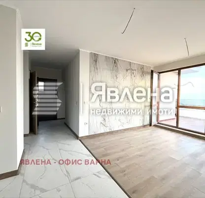 Снимка 3 — Четиристаен апартамент с морска панорама във Виница, Варна